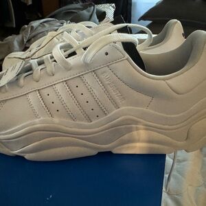 Adidas superstar millecon runners